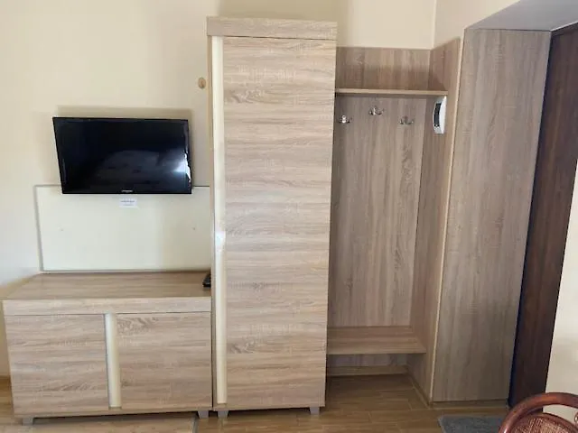 Alespanie Bed & Breakfast 3*